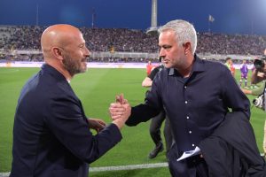 Fiorentina Roma Mourinho Italiano