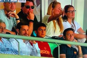 dybala_tribuna