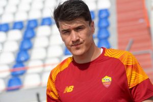 Shomurodov AS Roma Training Session