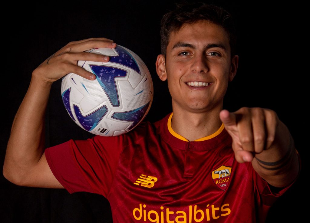dybala roma maglia shooting(6)
