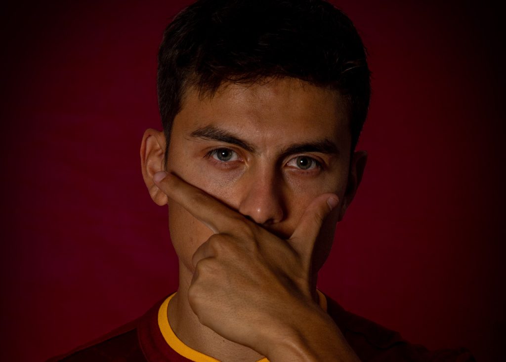 dybala roma maglia shooting(5)