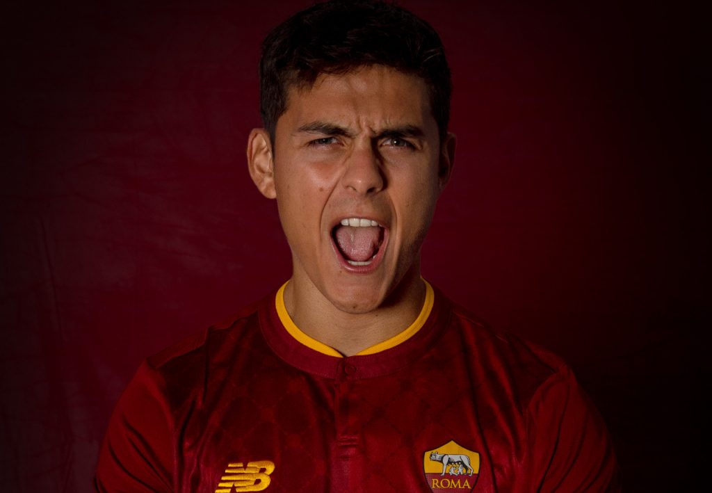 dybala roma maglia shooting(2)