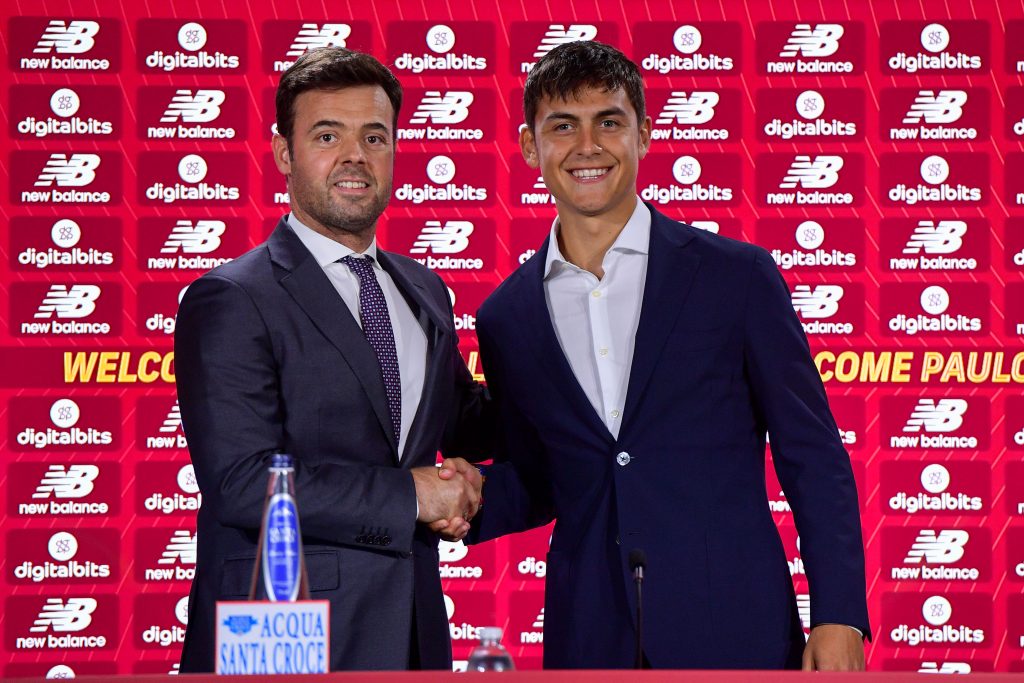 dybala Pinto AS Roma Unveil New Signing Paulo Dybala