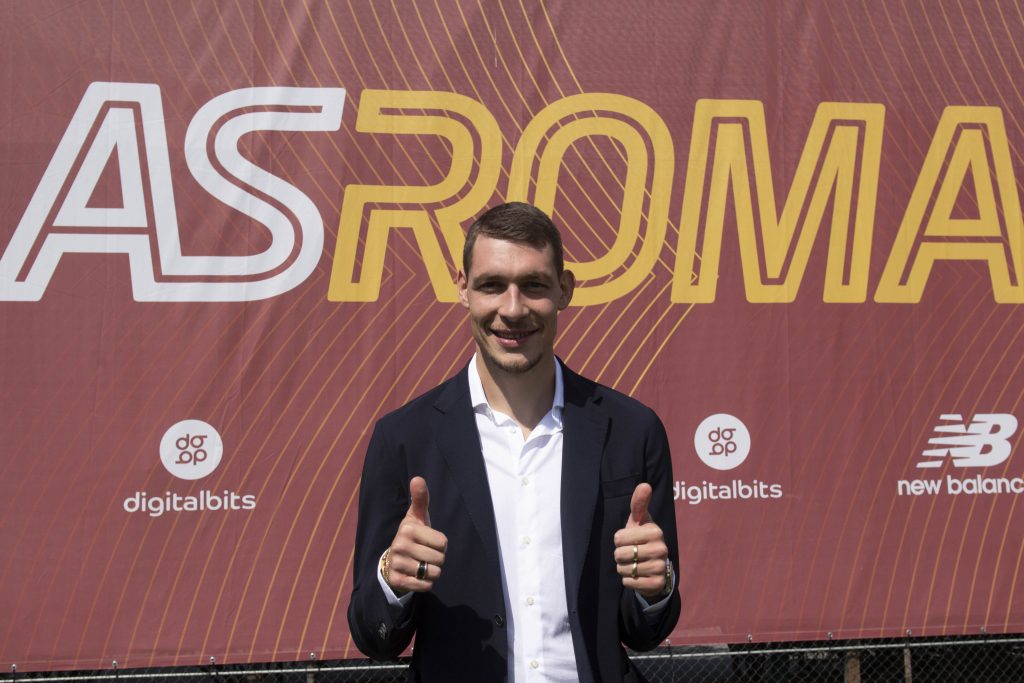 belotti AS Roma Unveil New Signing Andrea Belotti