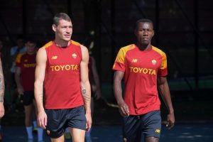 Belotti camara AS Roma Training Session &amp; Press Conference