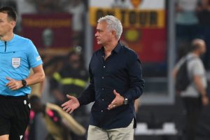 AS Roma v HJK Helsinki: Group C - UEFA Europa League Mourinho