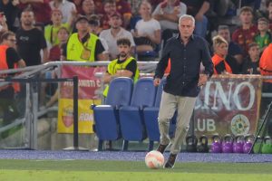 AS Roma v HJK Helsinki: Group C - UEFA Europa League Mourinho