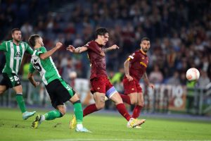 zaniolo AS Roma v Real Betis: Group C - UEFA Europa League