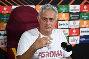 AS Roma  Press Conference Mourinho