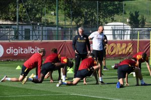 mourinho AS Roma Training Session