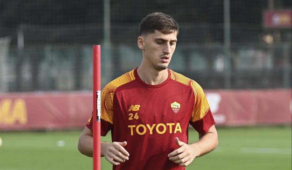 kumbulla AS Roma Training Session