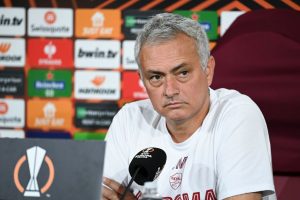 AS Roma  Press Conference Mourinho
