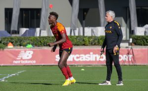 Mourinho Abraham AS Roma Training Session