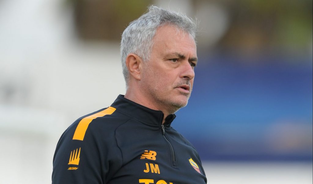 AS Roma Training Session mourinho
