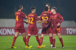 zalewski, el shaarawy, cristante boveCasa Pia v AS Roma - Friendly Match