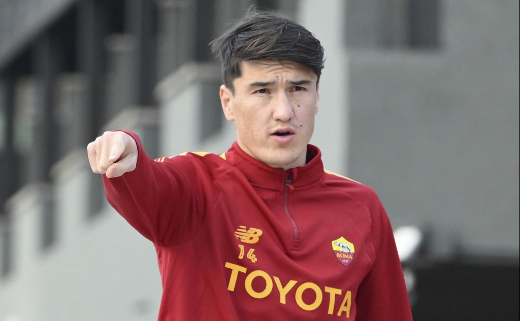 AS Roma Training Session shomurodov
