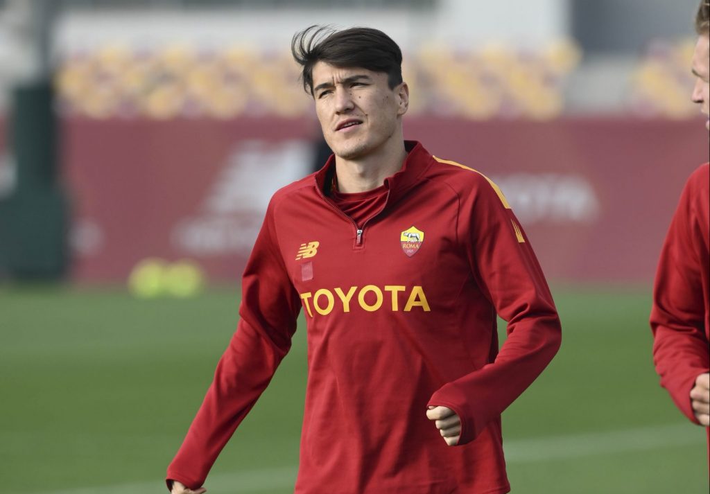Shomurodov AS Roma Training Session