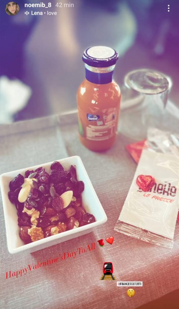 totti noemi viaggio