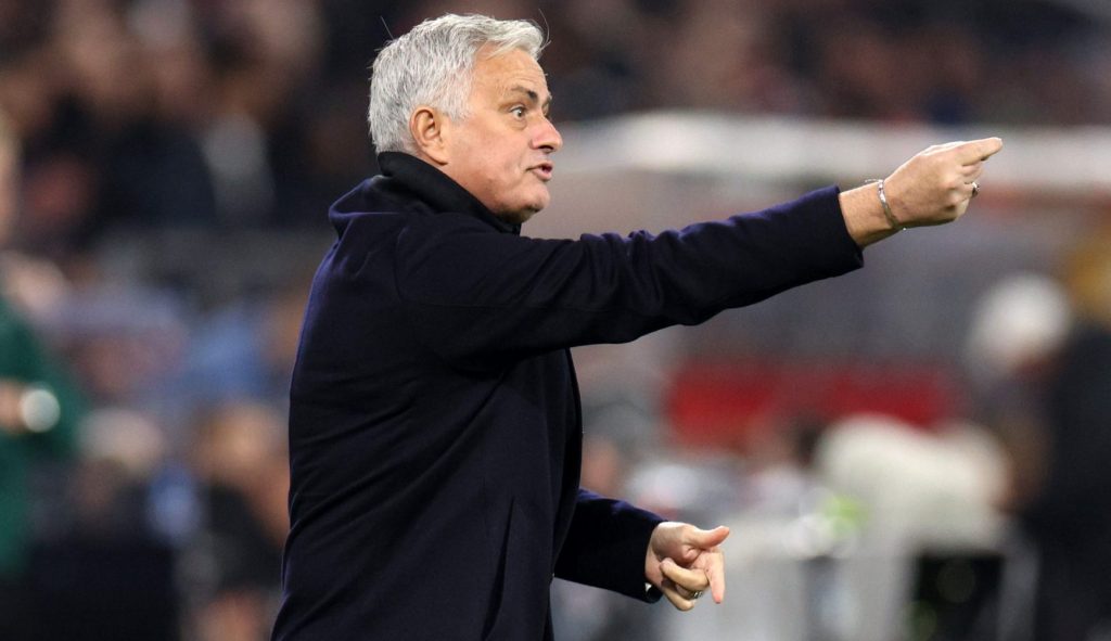 Mourinho FC Salzburg v AS Roma: Knockout Round Play-Off Leg One - UEFA Europa League