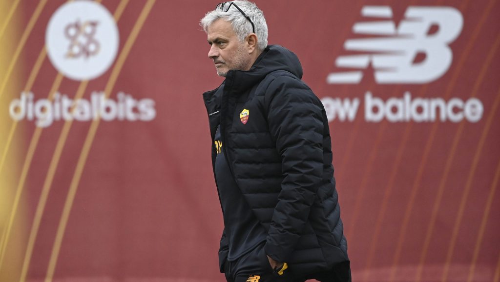 mourinho AS Roma Training Session