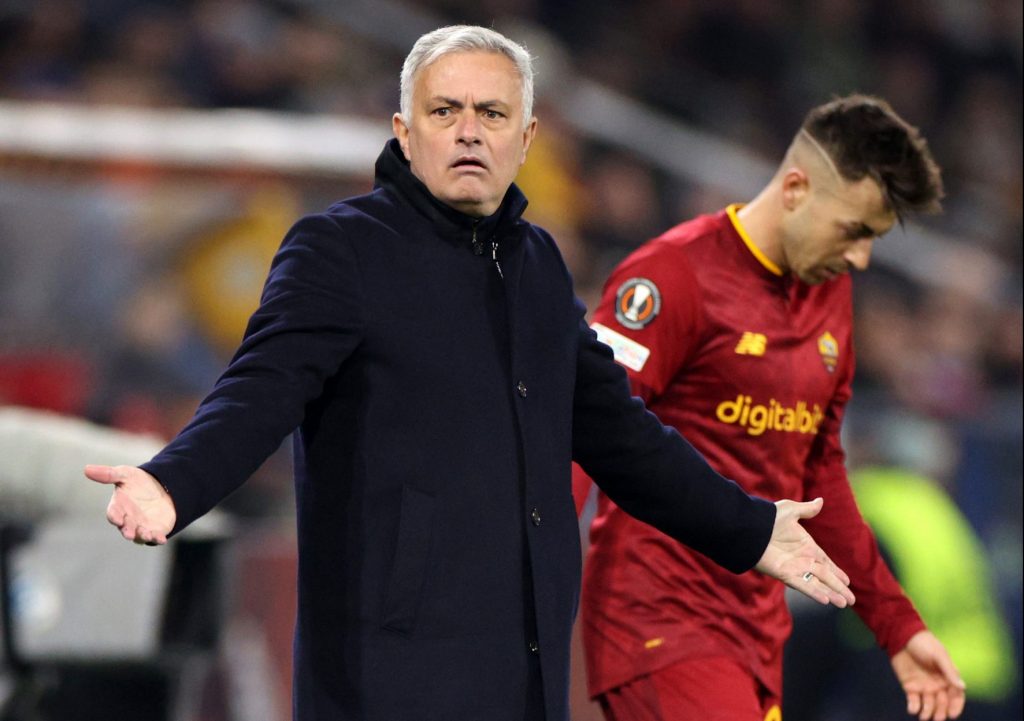 Mourinho FC Salzburg v AS Roma: Knockout Round Play-Off Leg One - UEFA Europa League