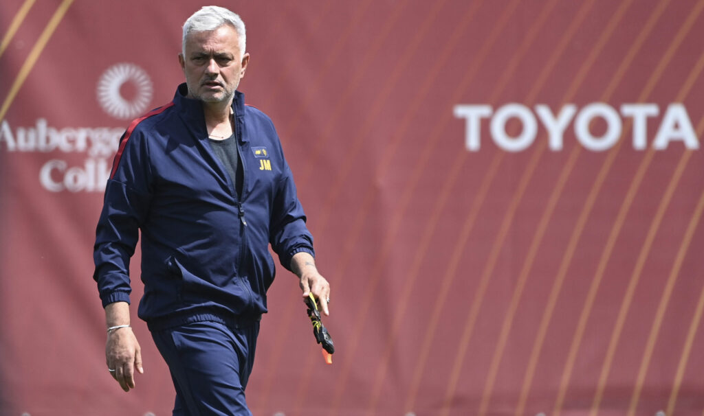 mourinho AS Roma Training Session