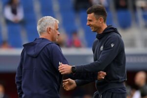 Mourinho e Thiago Motta Bologna FC v AS Roma - Serie A