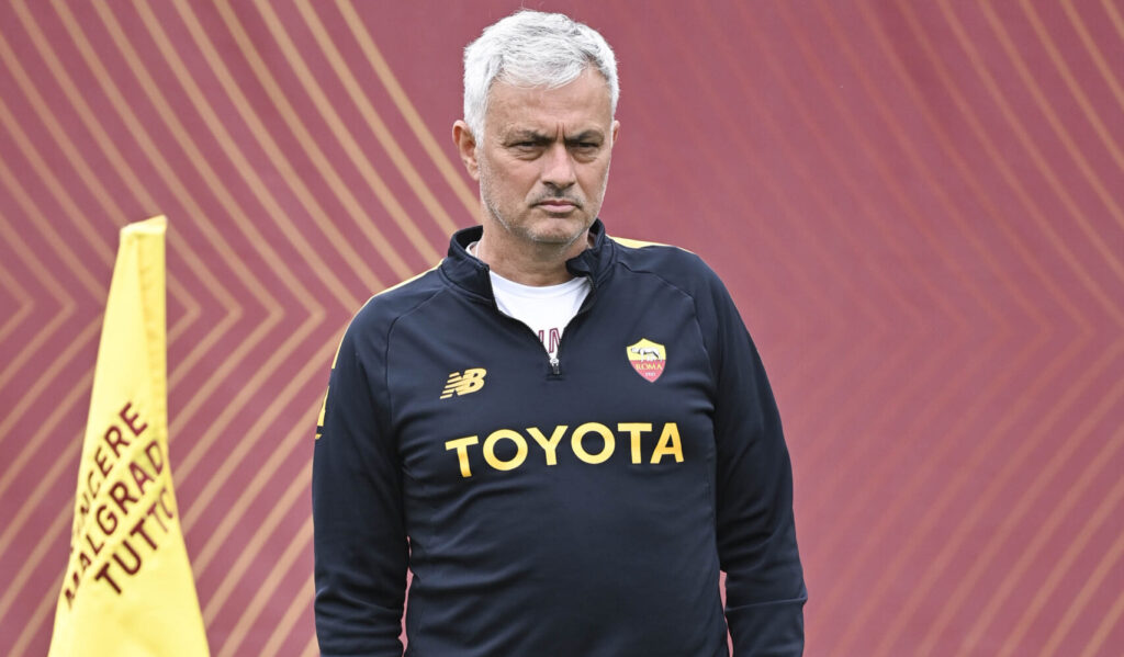 Mourinho  AS Roma Training Session