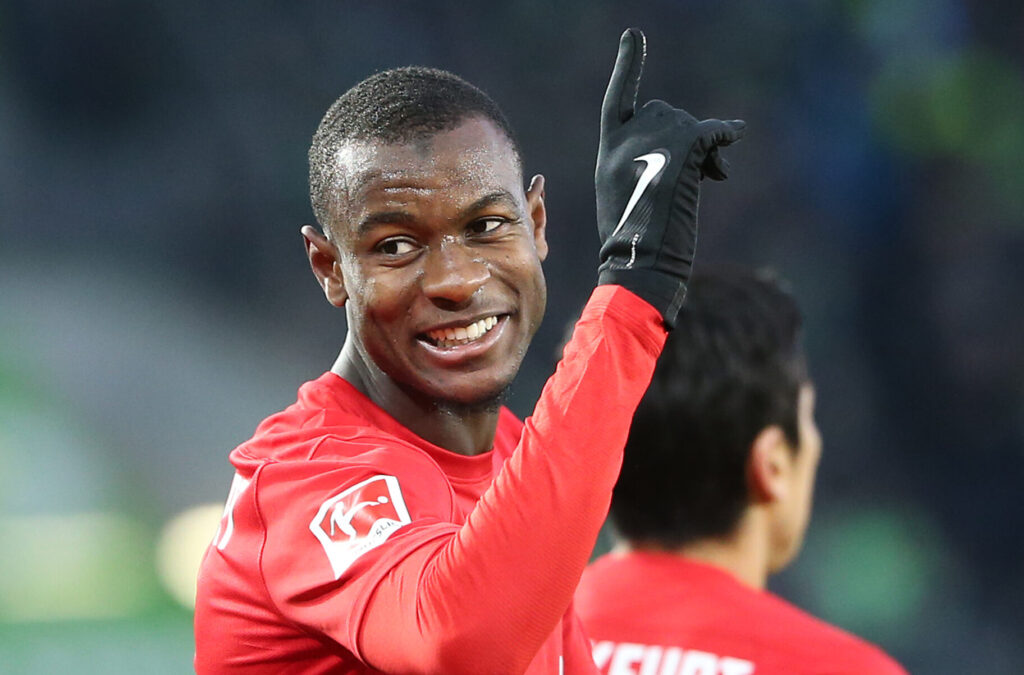N'Dicka VfL Wolfsburg v Eintracht Frankfurt - Bundesliga