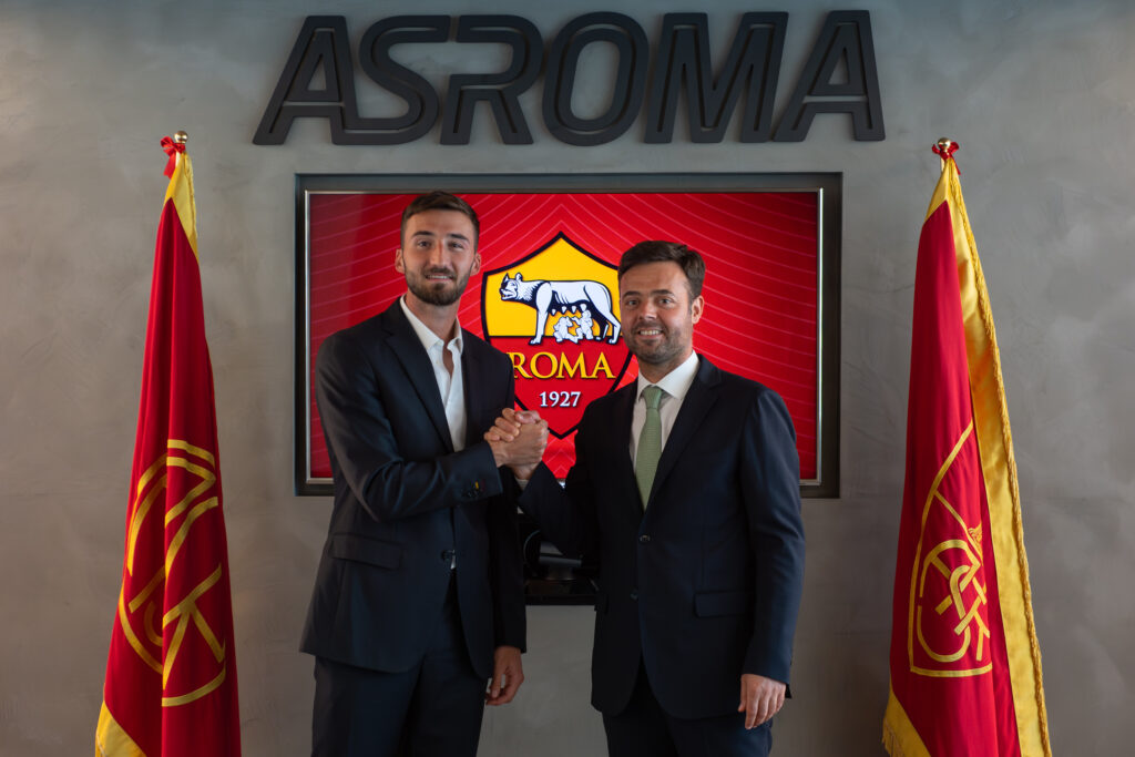 Bryan Cristante Renews Contract With AS Roma Until 2027