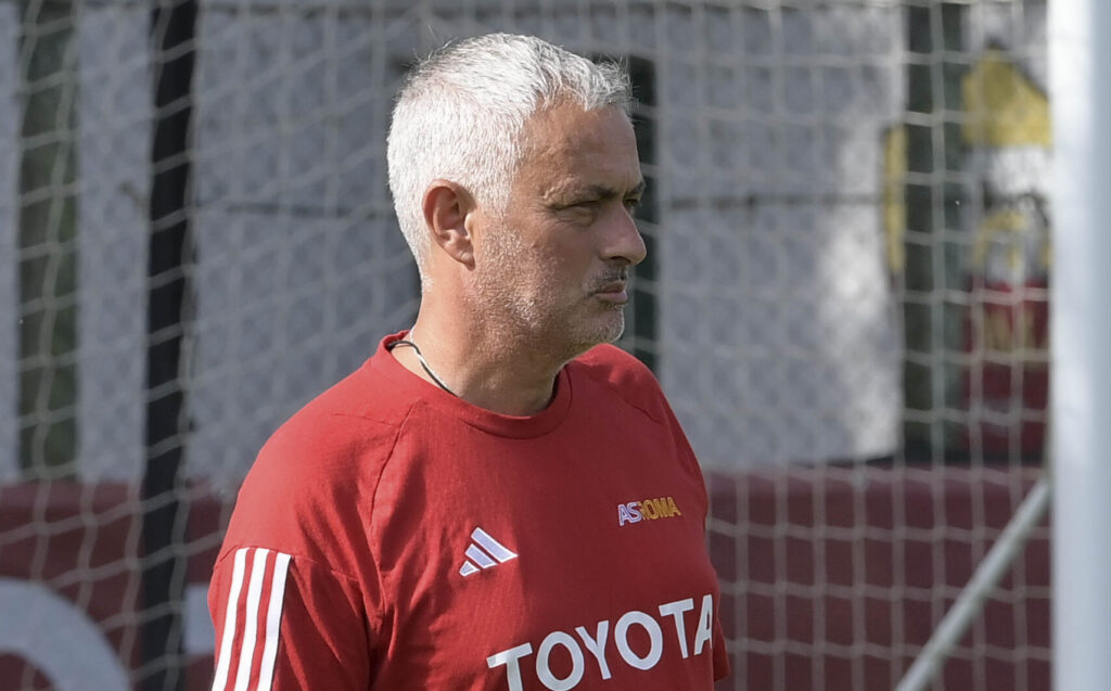 AS Roma Training Session mourinho