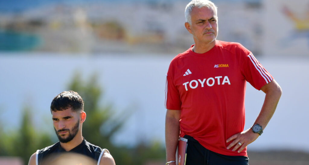 Mourinho Aouar As Roma Training Session