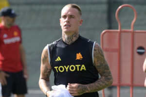 AS Roma Training Session karsdorp