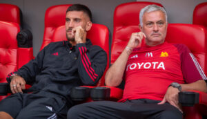 Pellegrini Mourinho Partizani Tirana v AS Roma - Pre-Season Friendly