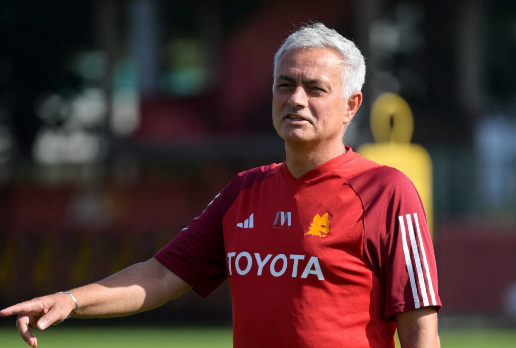 AS Roma Training Session mourinho