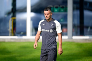kostic juventus Training Session
