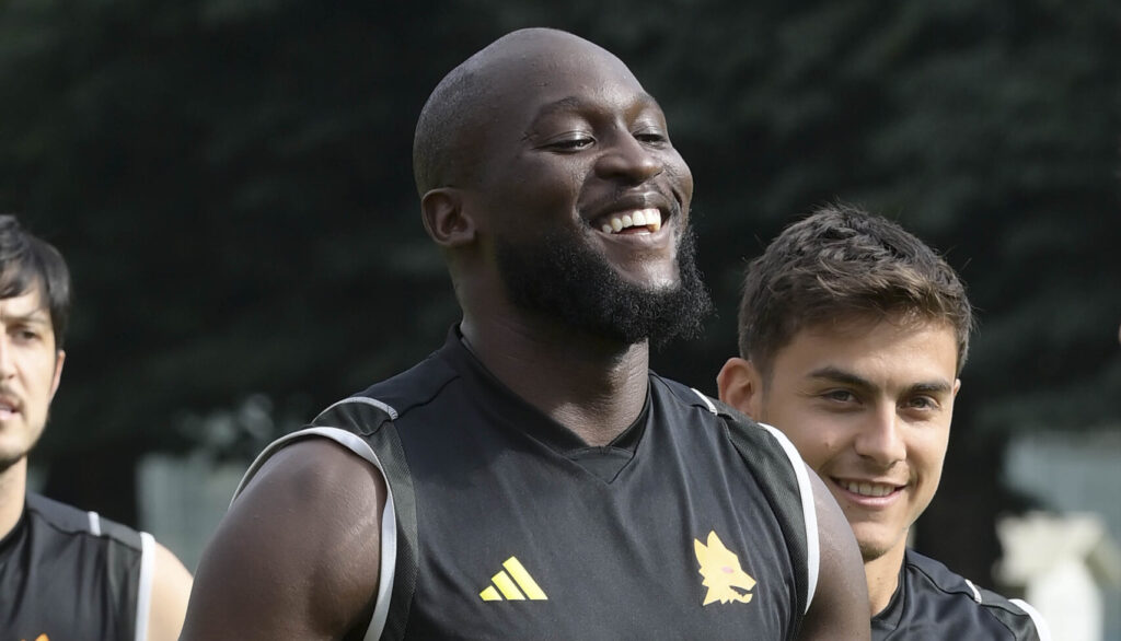 Lukaku Dybala AS Roma Training Session