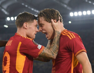 Bove Zalewski AS Roma v SK Slavia Praha: Group G - UEFA Europa League 2023/24