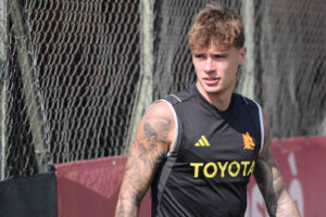 Zalewski AS Roma Training Session