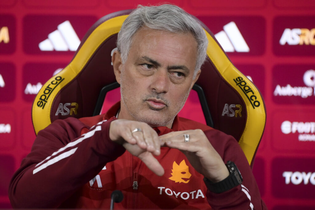 mourinho AS Roma Training Session
