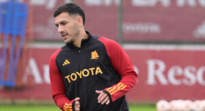 Paredes AS Roma Training Session