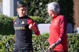 Dybala Mourinho AS Roma Training Session