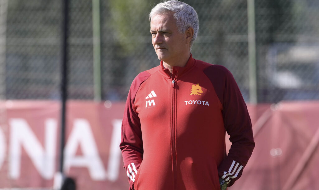 mourinho AS Roma Training Session