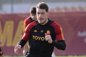 Belotti AS Roma Training Session