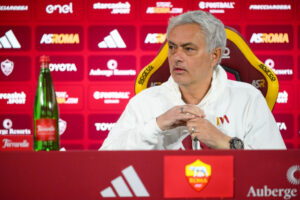 mourinho conferenza AS Roma Training Session &amp; Press Conference