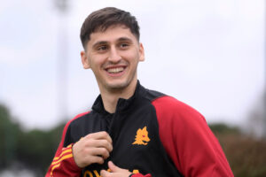 Kumbulla AS Roma Training Session