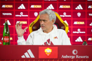 mourinho conferenza AS Roma Training Session &amp; Press Conference