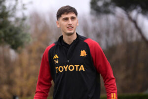Kumbulla AS Roma Training Session