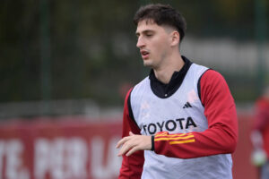 Kumbulla AS Roma Training Session