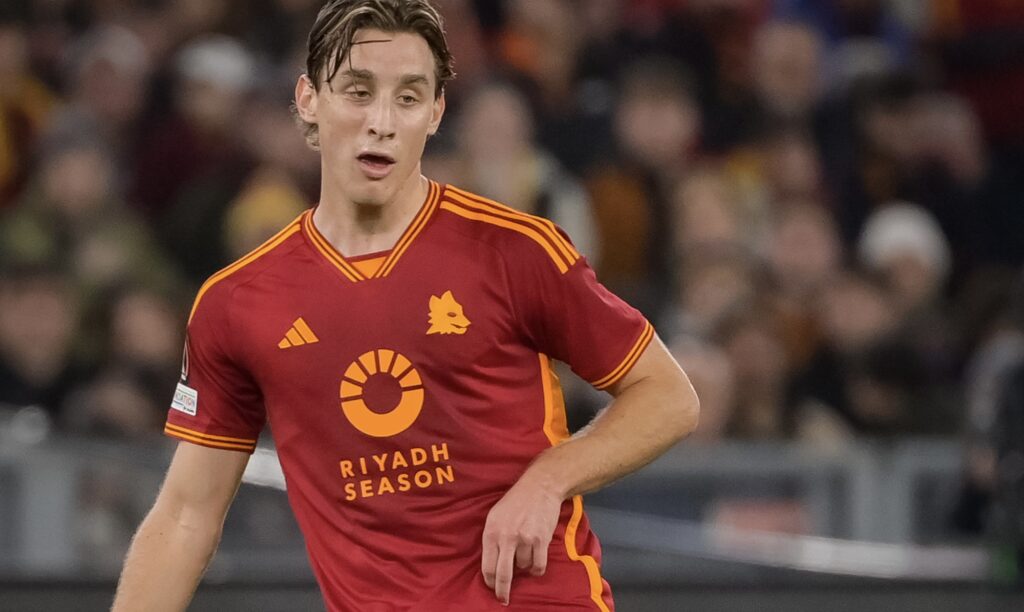 Bove, AS Roma v FC Sheriff Tiraspol: Group G - UEFA Europa League 2023/24